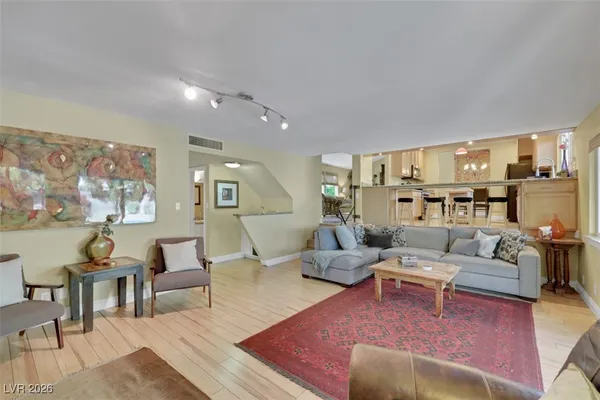 $3,100 | 5844 Buhl Court, Las Vegas, NV 89103
