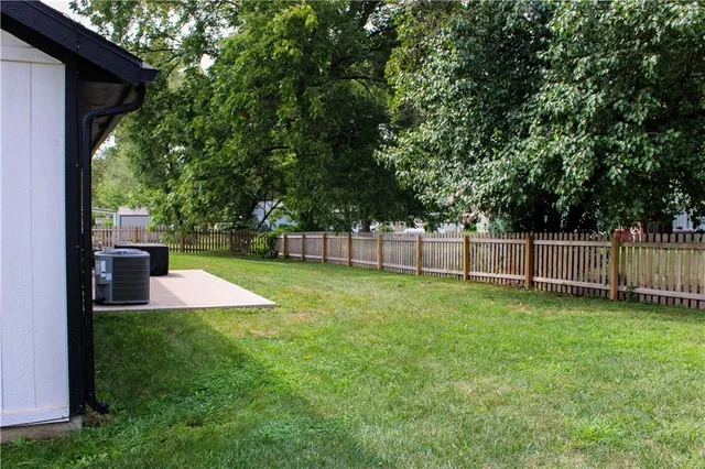 $240,000 | 603 Windsor Drive, Creighton, MO 64739