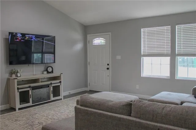 $240,000 | 603 Windsor Drive, Creighton, MO 64739