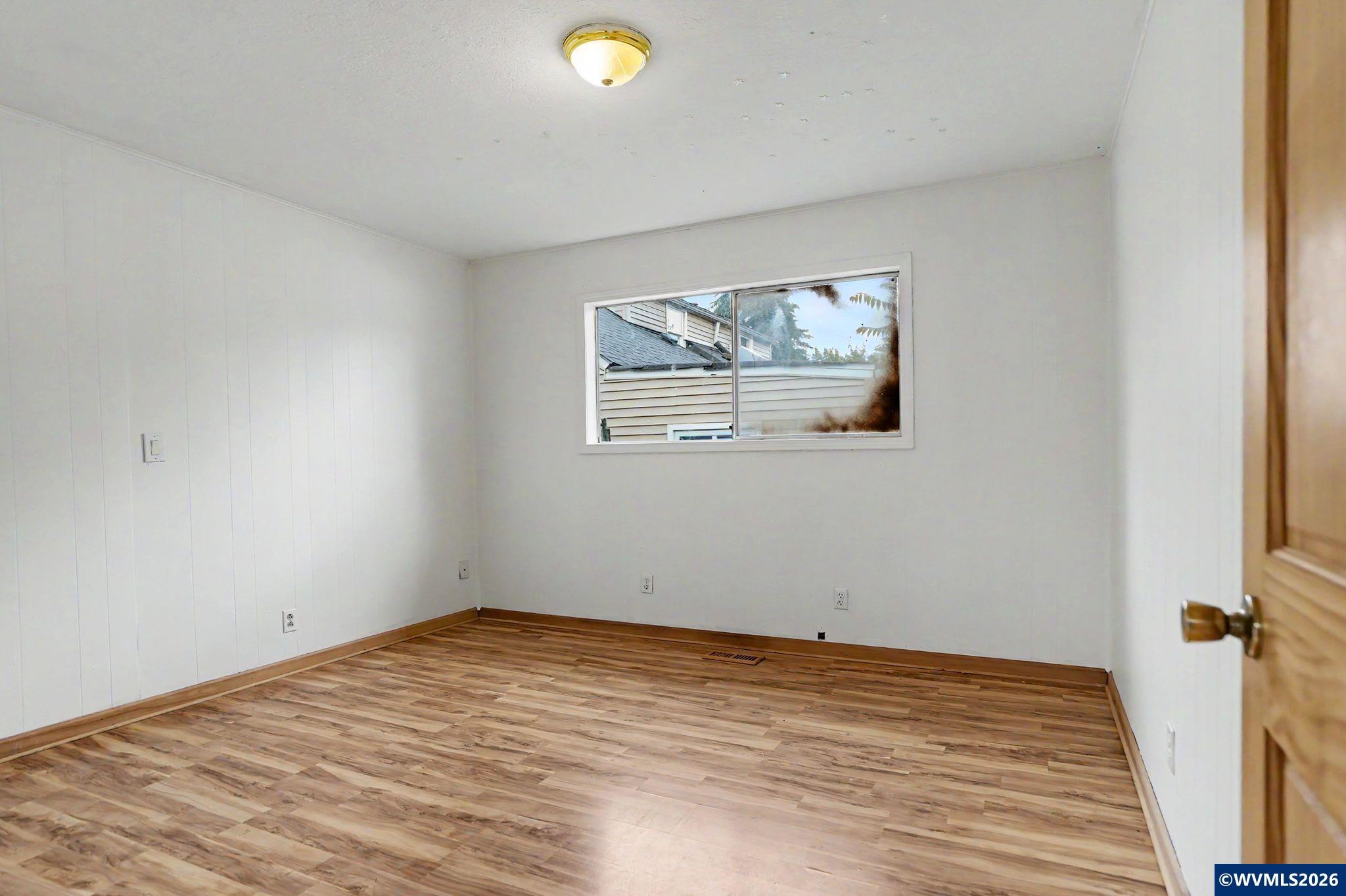508 South 2nd Street Silverton, OR 97381 - Photo 15 of 29