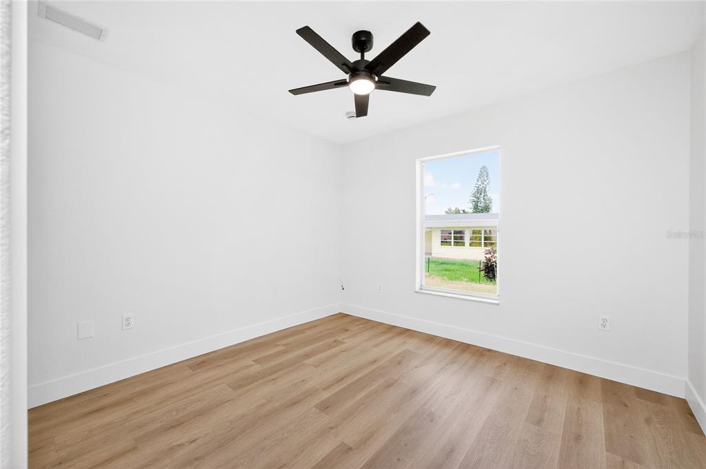 264 Periwinkle Road Venice, FL 34293 - Photo 39 of 56