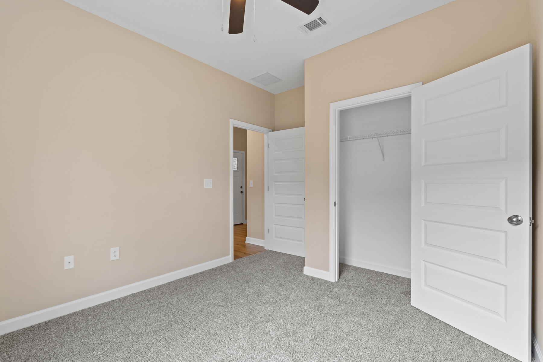 6011 Sand Hill Road Crestview, FL 32539 - Photo 15 of 16 an empty room with a empty space