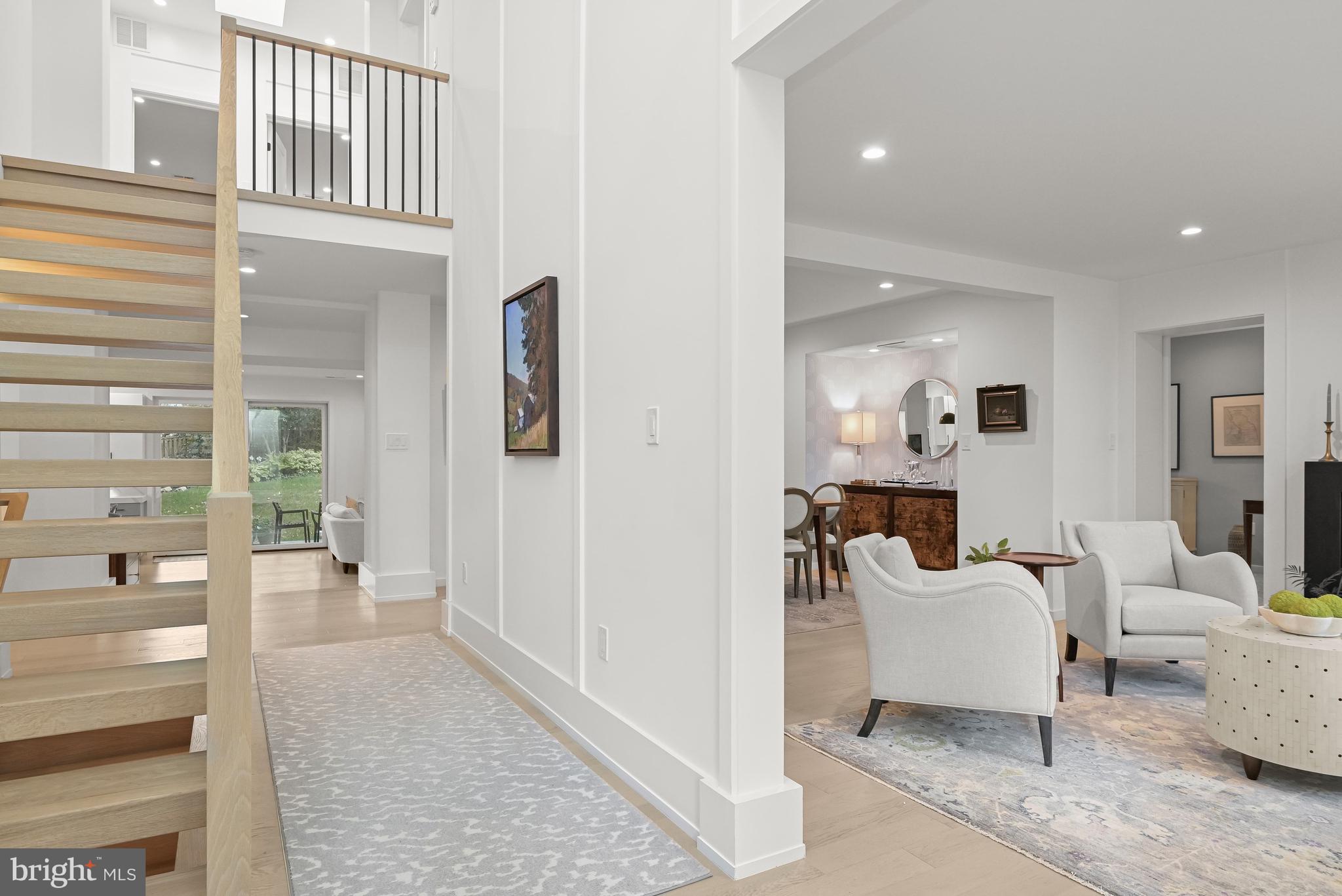5605 Overlea Road Bethesda, MD 20816 - Photo 6 of 53 The 2-story Foyer