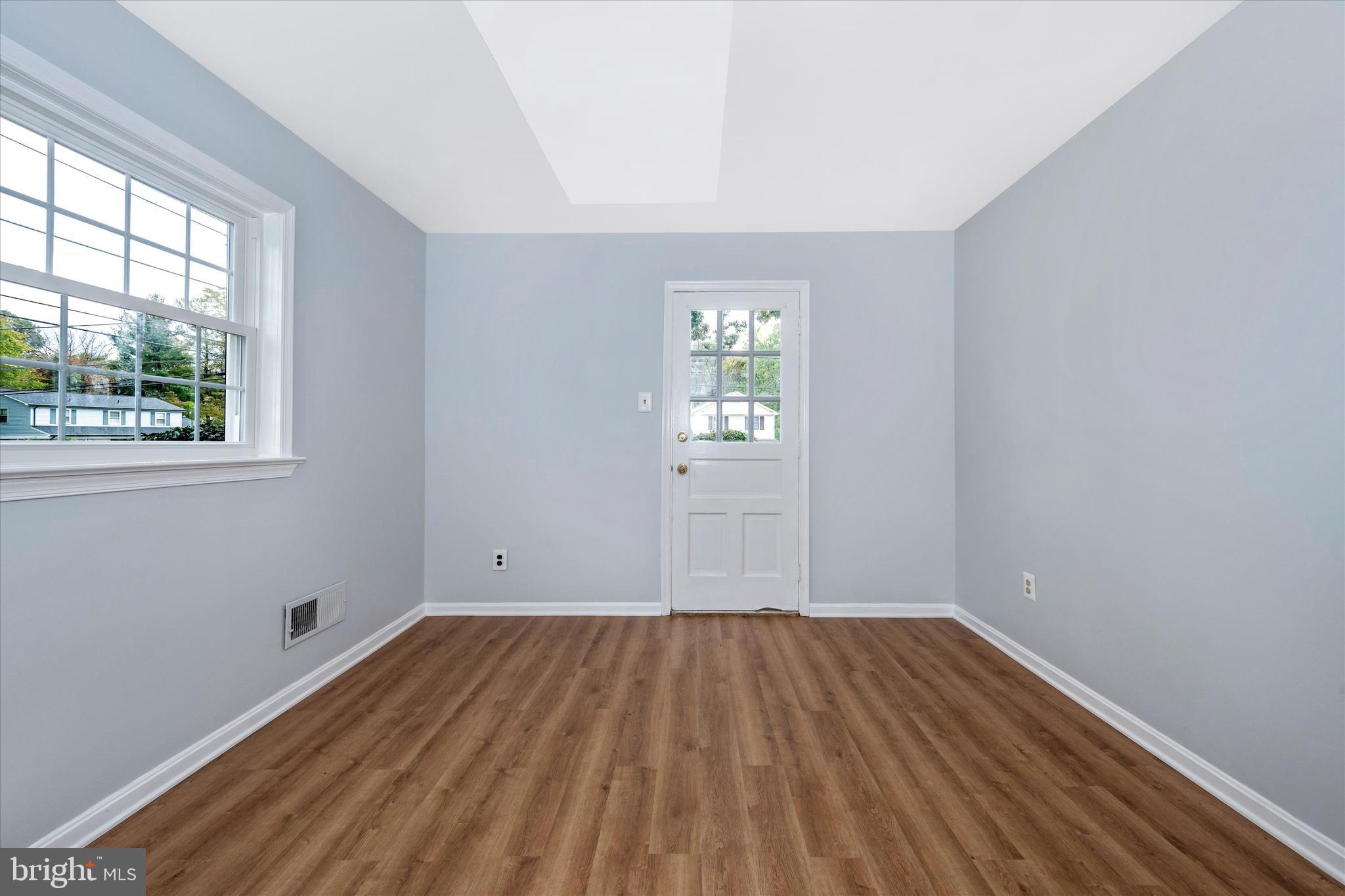 8607 Postoak Road Rockville, MD 20854 - Photo 19 of 43 Gallery Image 19