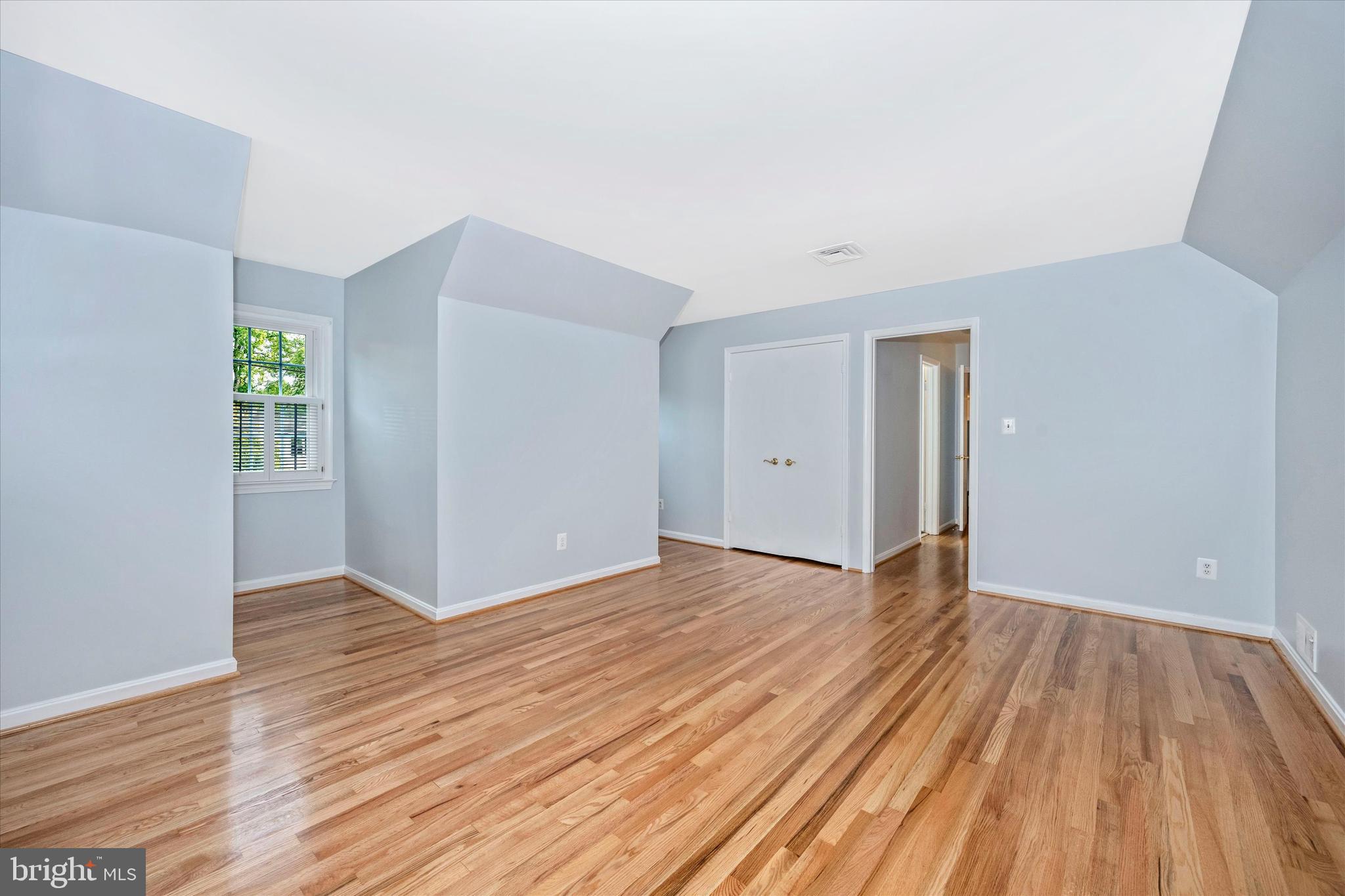 8607 Postoak Road Rockville, MD 20854 - Photo 25 of 43 Gallery Image 25