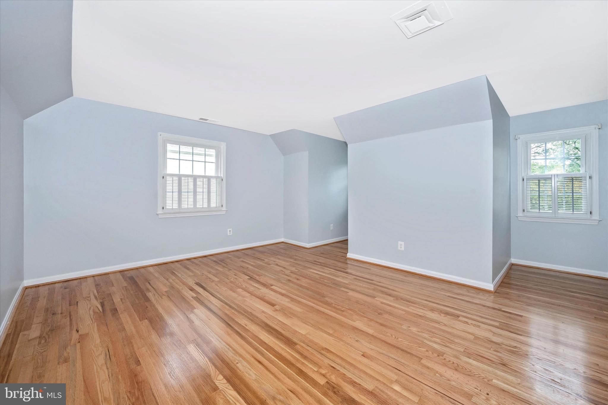 8607 Postoak Road Rockville, MD 20854 - Photo 26 of 43 Gallery Image 26
