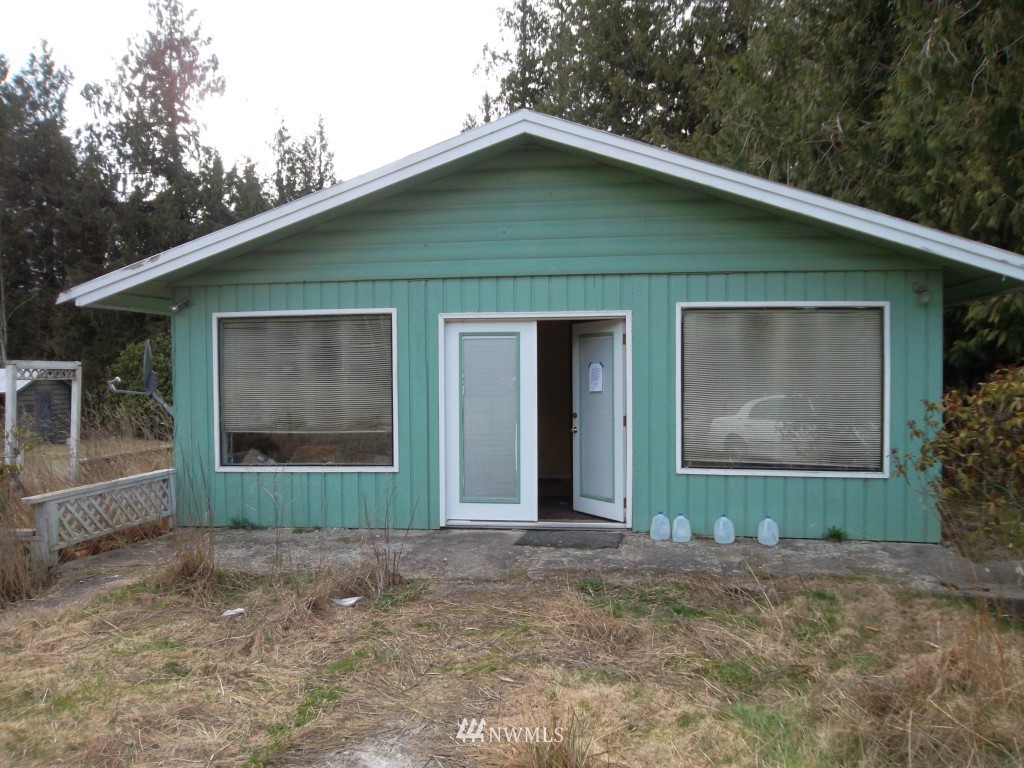 8215 Carl Road Everson, WA 98247 - Photo 1 of 1