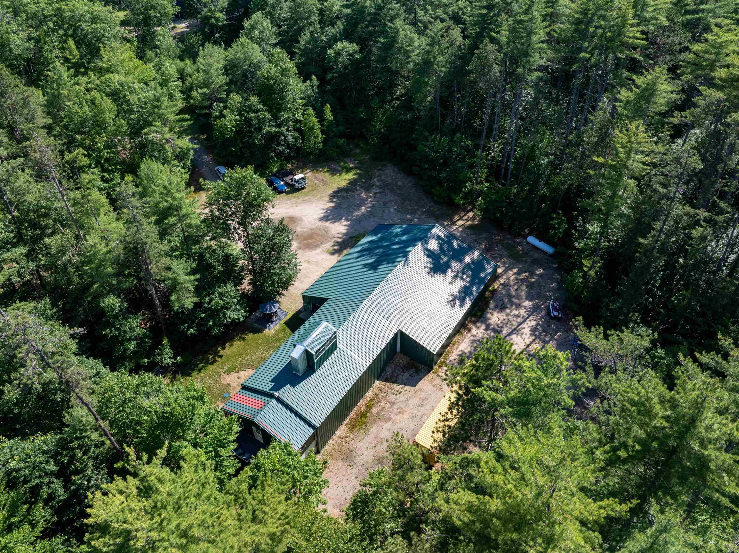 80 Mill Street Conway, NH 03813 - Photo 4 of 43