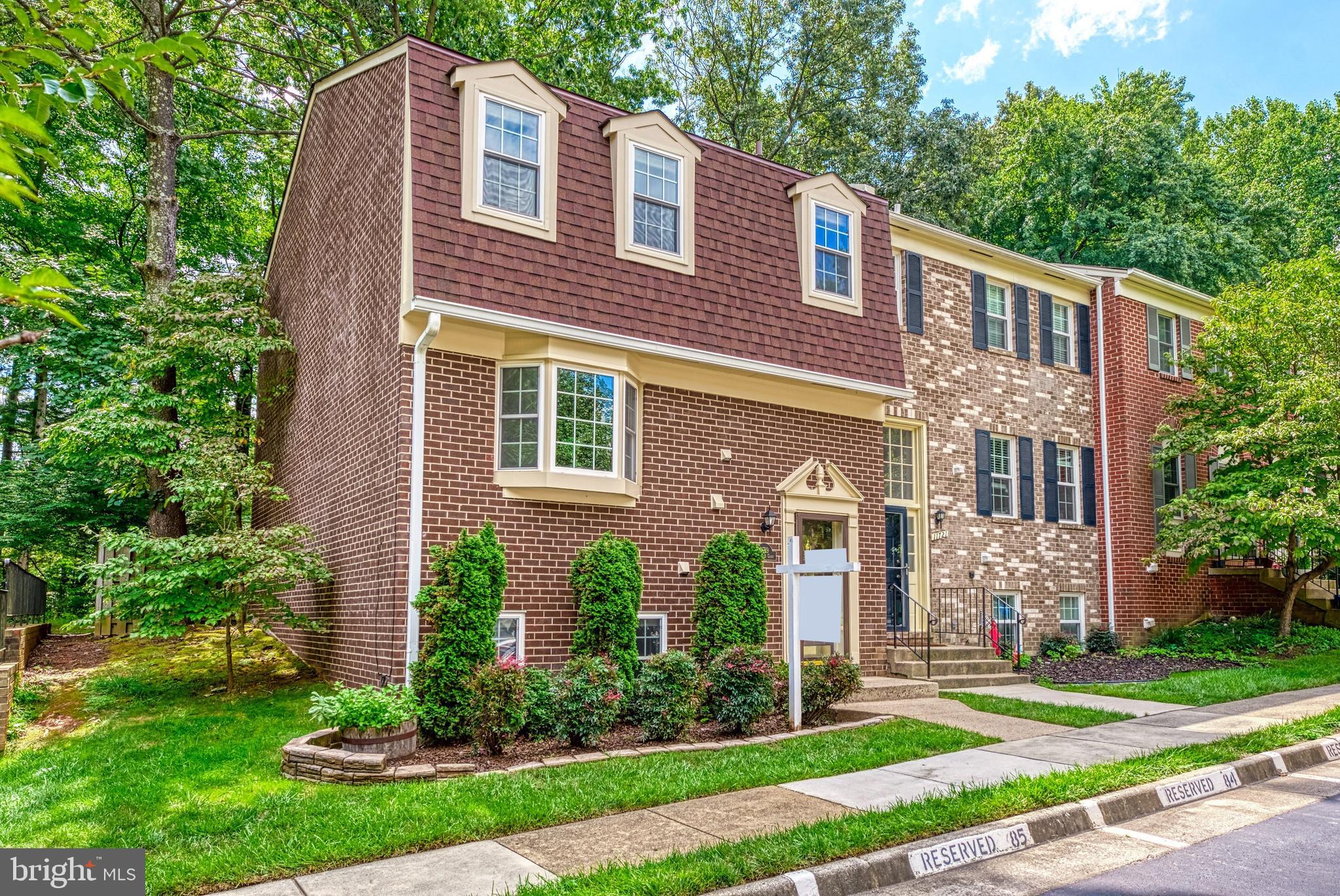 11719 Dry River Court Reston, VA 20191 - Photo 2 of 44 All Brick