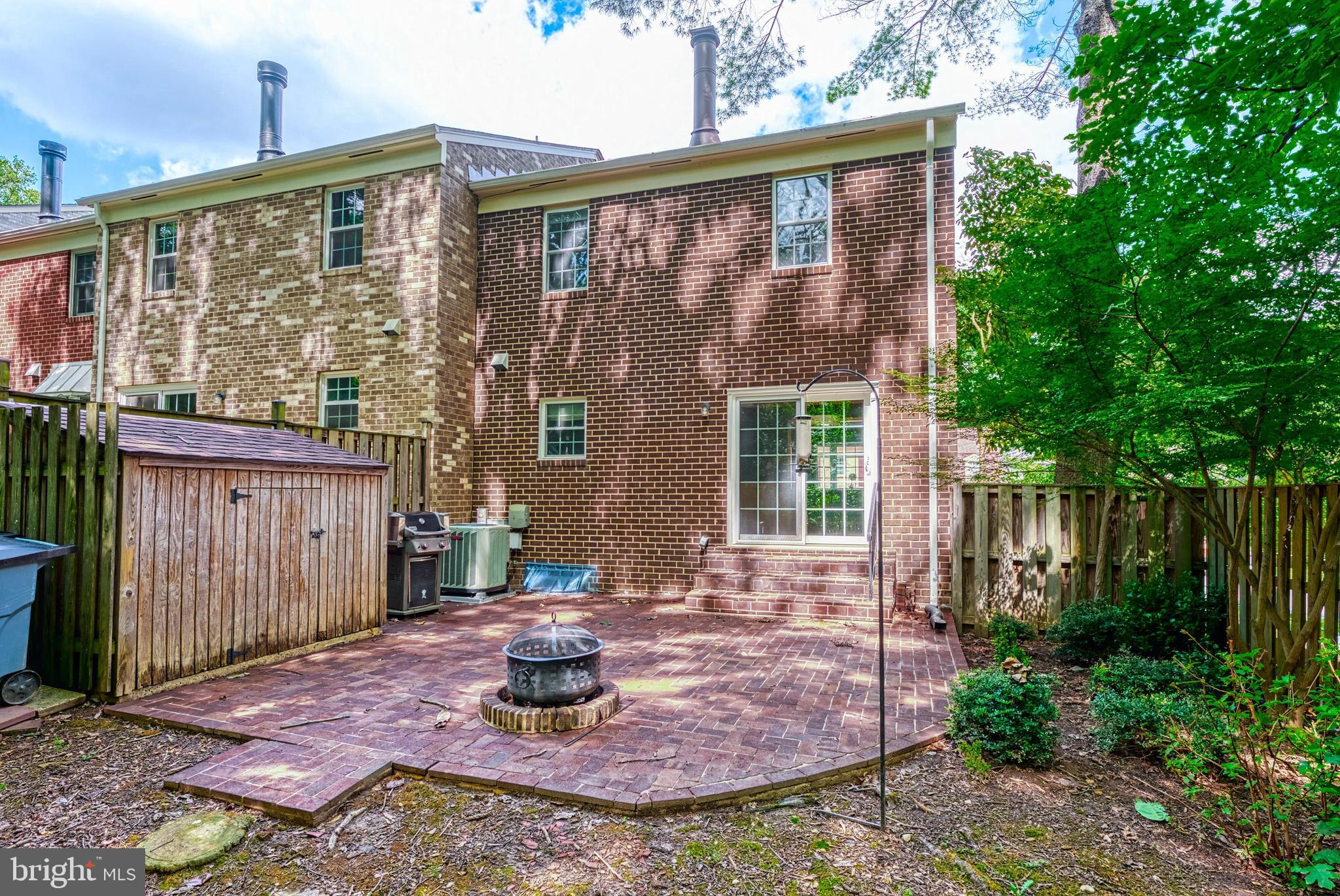 11719 Dry River Court Reston, VA 20191 - Photo 29 of 44 Back Private Patio
