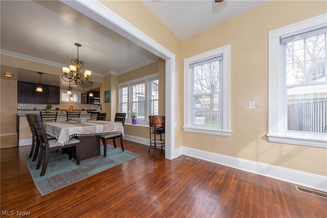 3115 Edgehill Road Cleveland, OH 44118 - Photo 12 of 35 Gallery Image 12