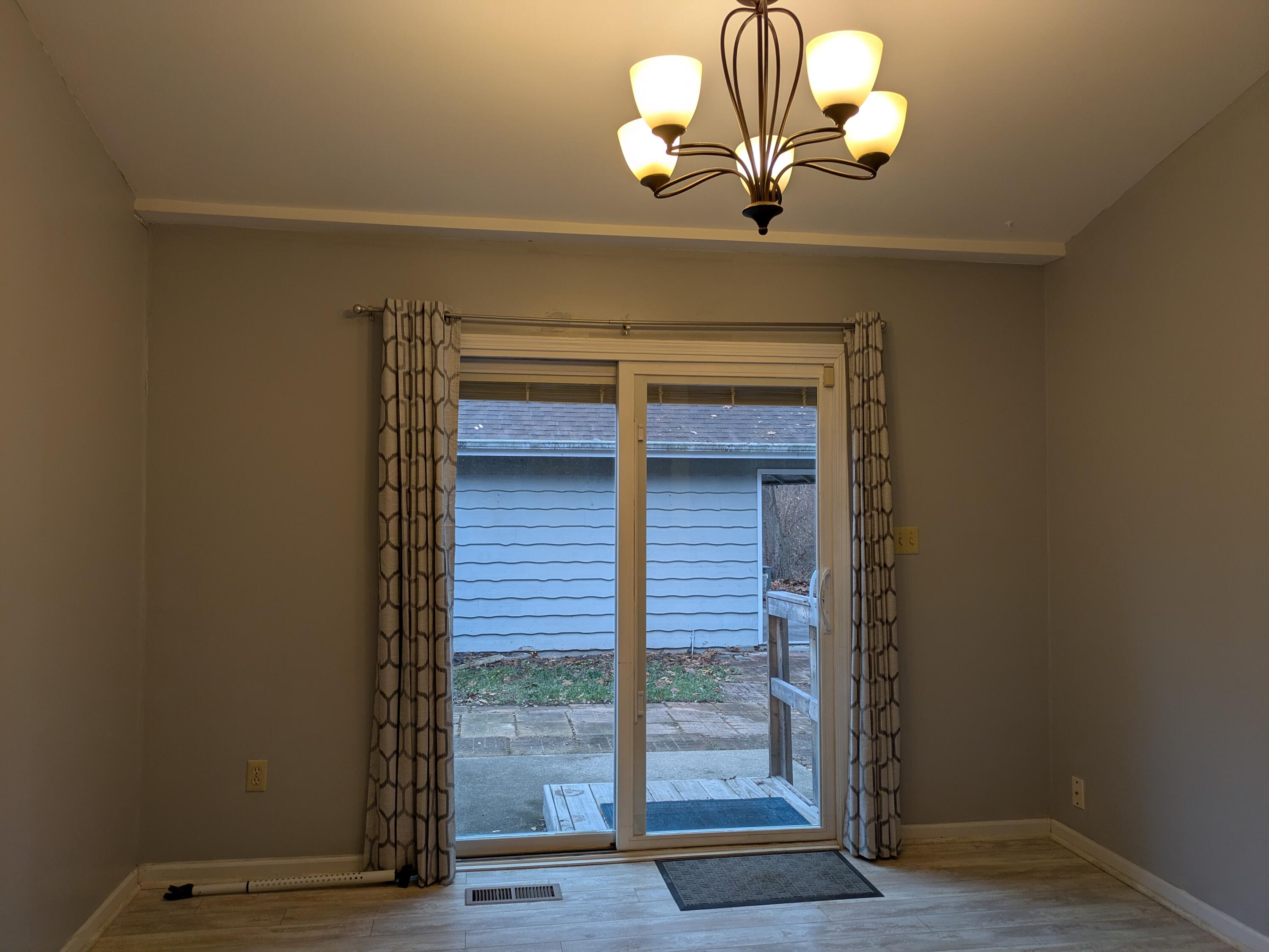 225 Clinton Street Lowell, IN 46356 - Photo 8 of 16 3000x2252