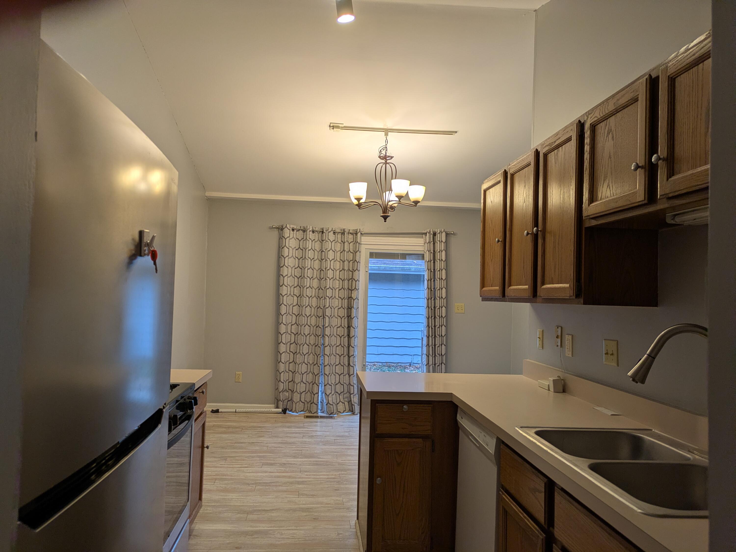 225 Clinton Street Lowell, IN 46356 - Photo 9 of 16 3000x2252