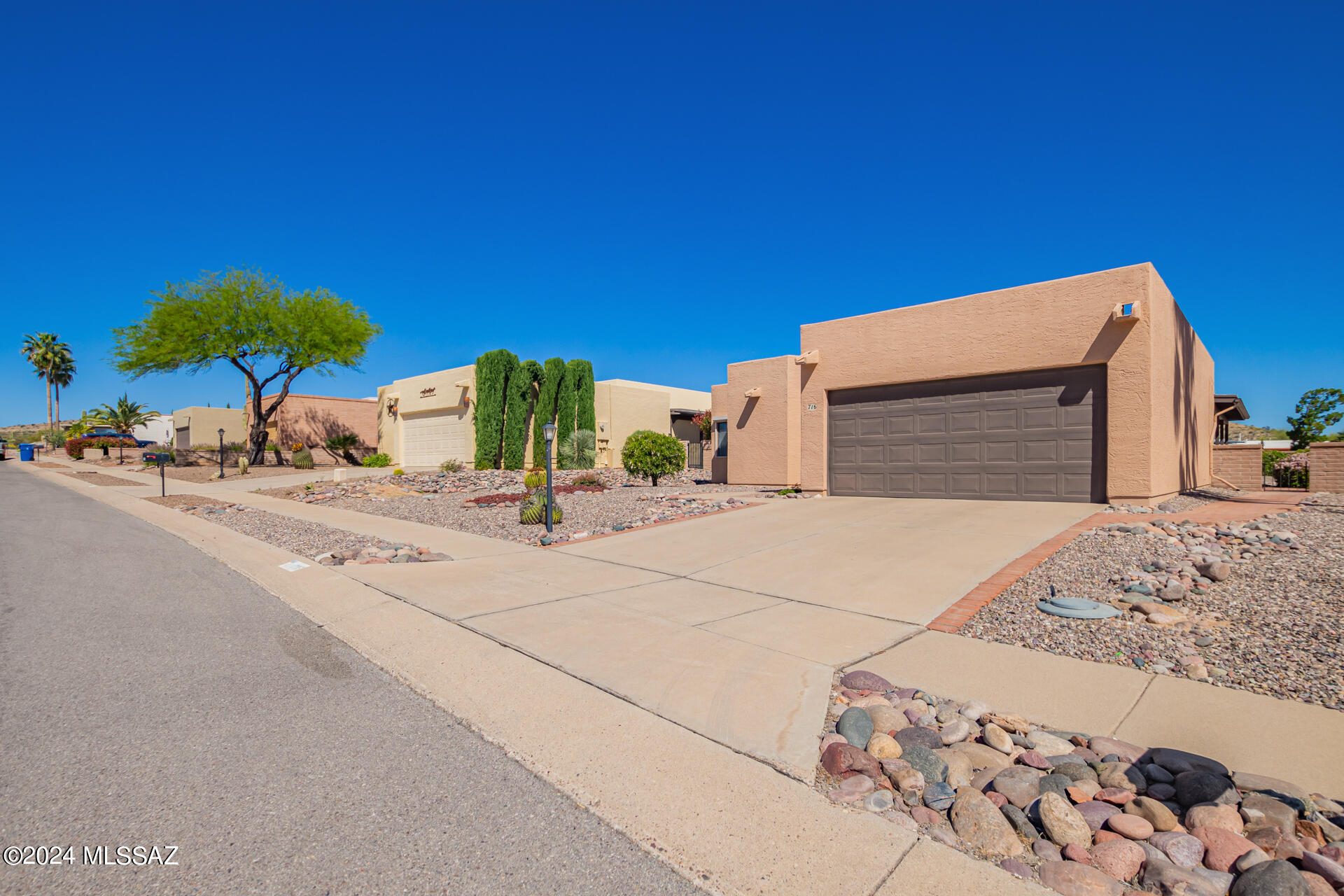 716 West Rio-Altar Green Valley, AZ 85614 - Photo 5 of 31 Gallery Image 5