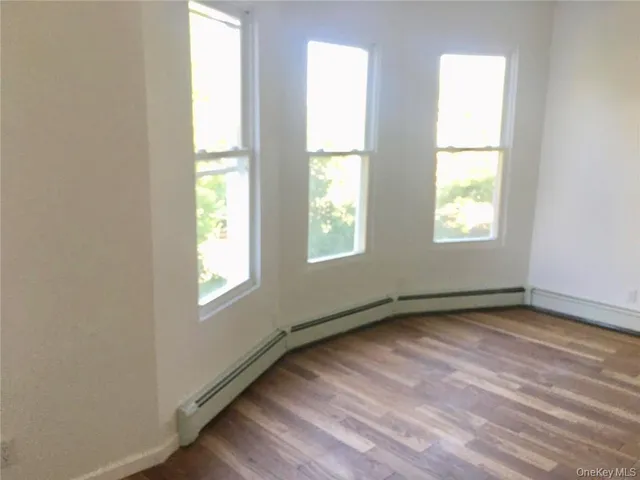 $1,050,000 | 1823 Amethyst Street | Van Nest