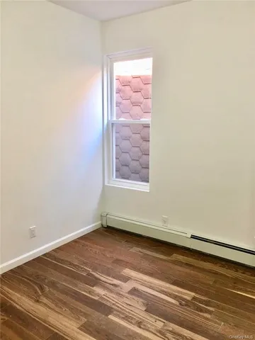 $1,050,000 | 1823 Amethyst Street | Van Nest