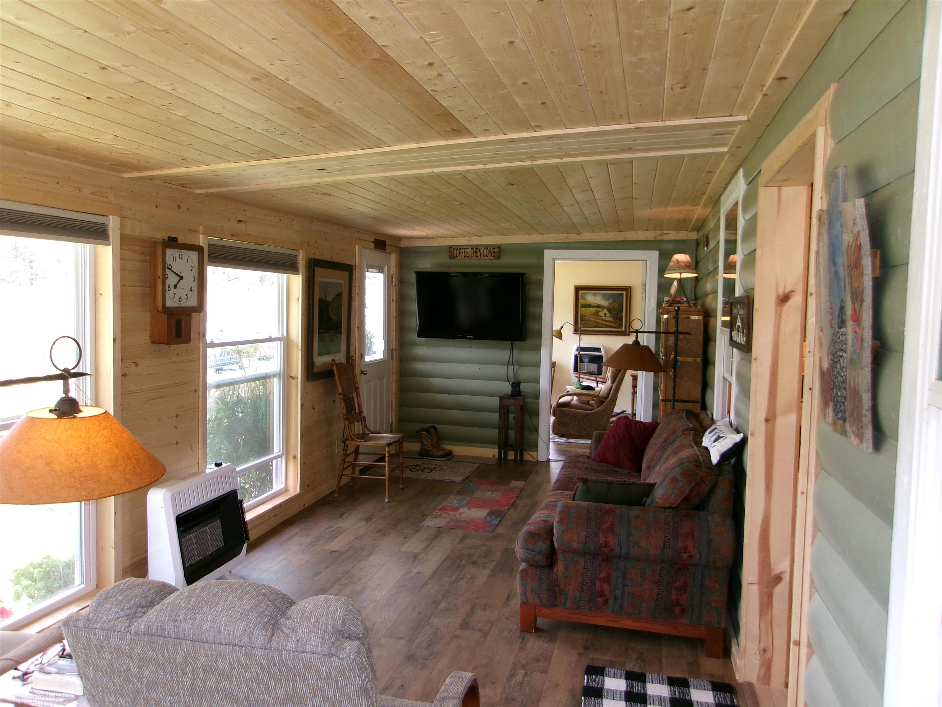 1752 Rio Penasco Road Mayhill, NM 88339 - Photo 5 of 37 Gallery Image 5