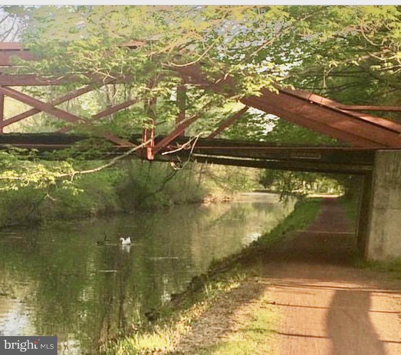 123 Oakdale Avenue Washington Crossing, PA 18977 - Photo 2 of 13