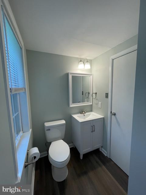 123 Oakdale Avenue Washington Crossing, PA 18977 - Photo 8 of 13 a bathroom with a toilet sink and mirror