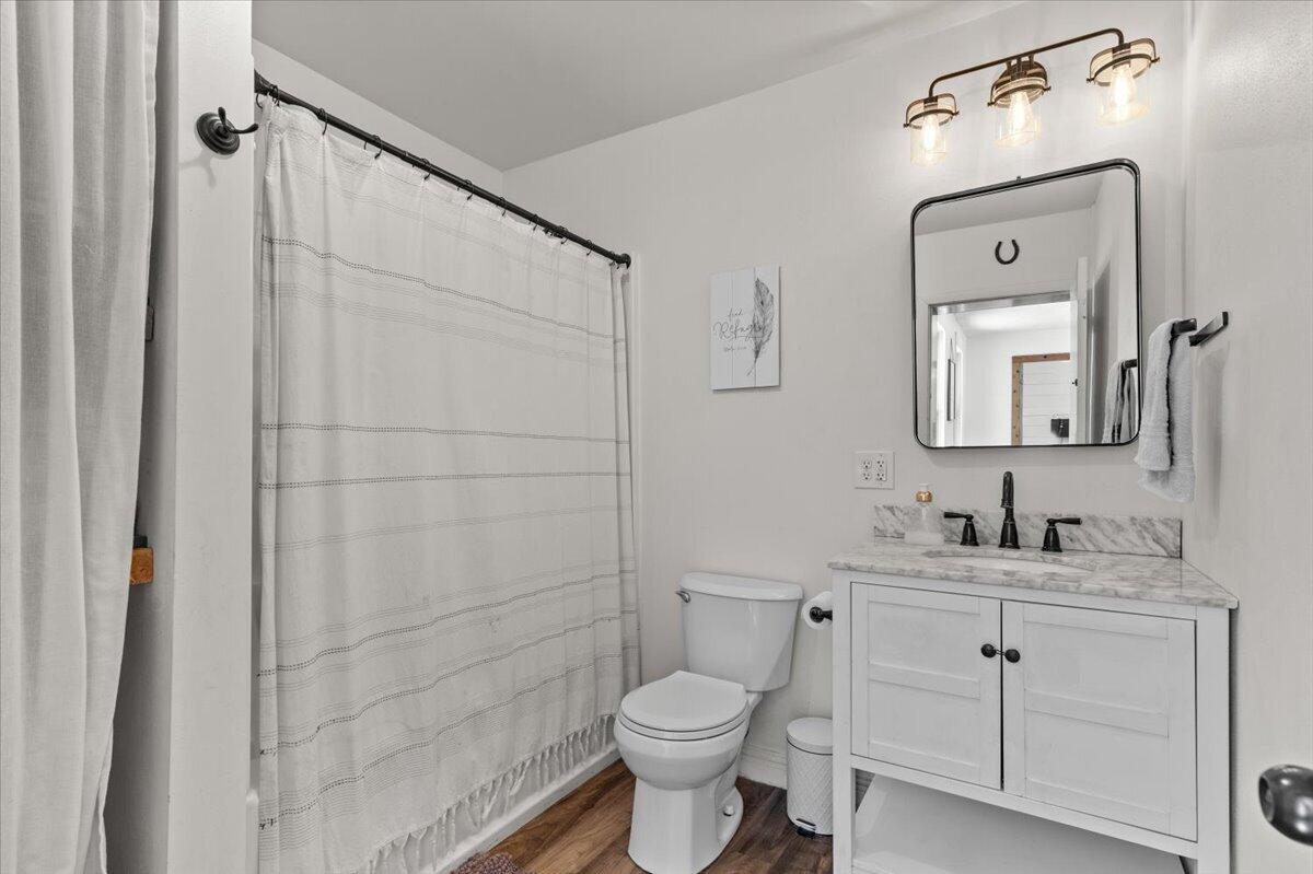 613 County H Farmington, WI 53021 - Photo 13 of 61 16-Co Rd H-16