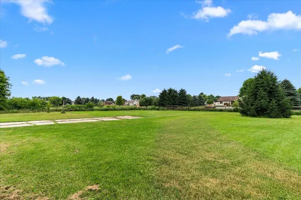 $599,900 | 613 County H, Farmington, WI 53021