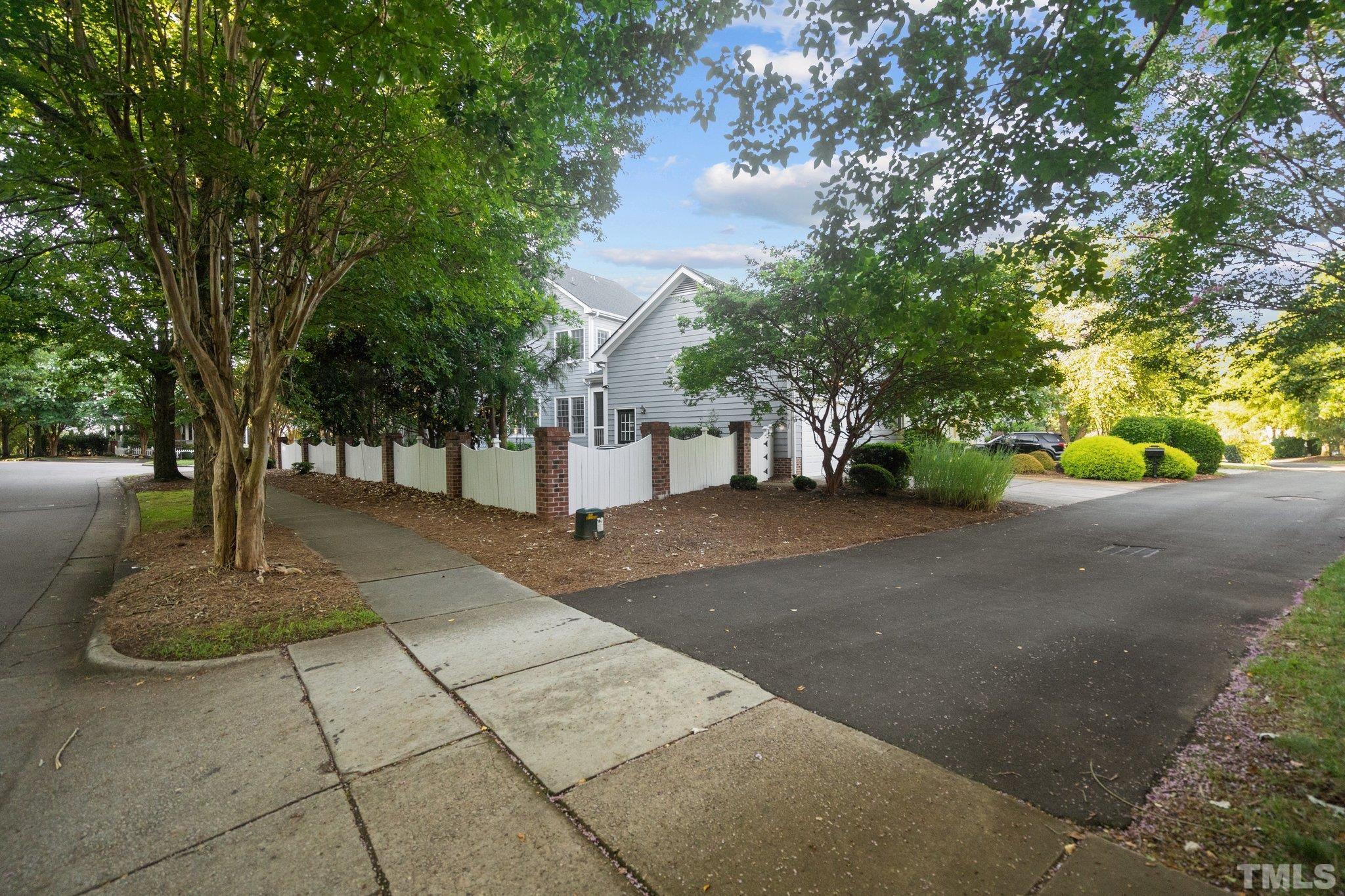 2227 Hopeton Avenue Raleigh, NC 27614 - Photo 9 of 44 Gallery Image 9