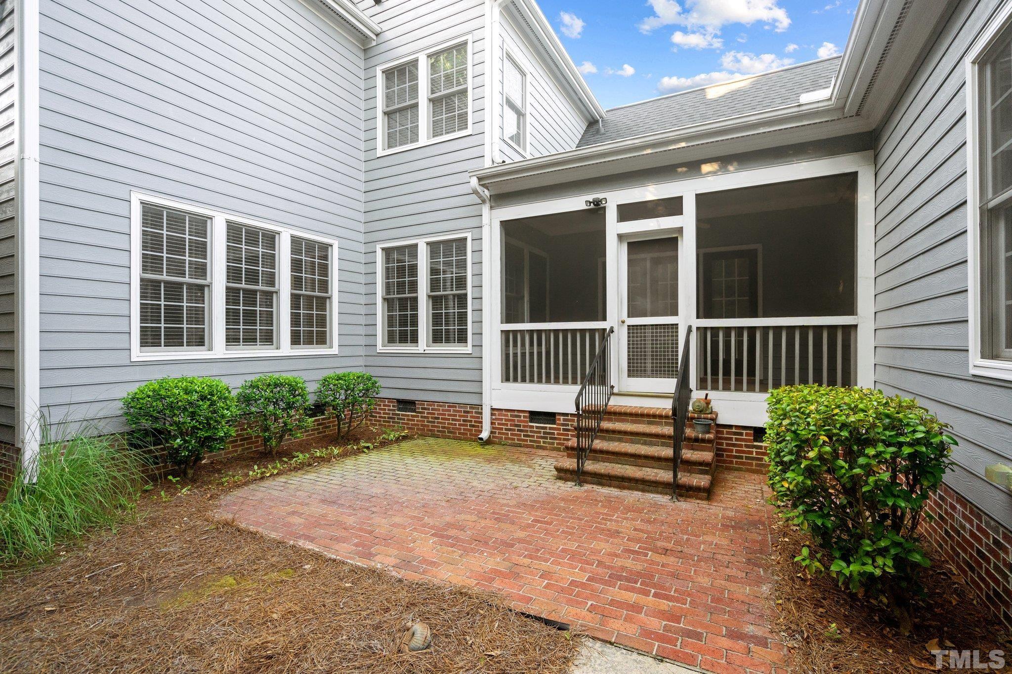 2227 Hopeton Avenue Raleigh, NC 27614 - Photo 10 of 44 Gallery Image 10
