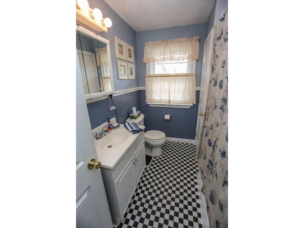 250 West Haven Road Manchester, NH 03104 - Photo 14 of 19
