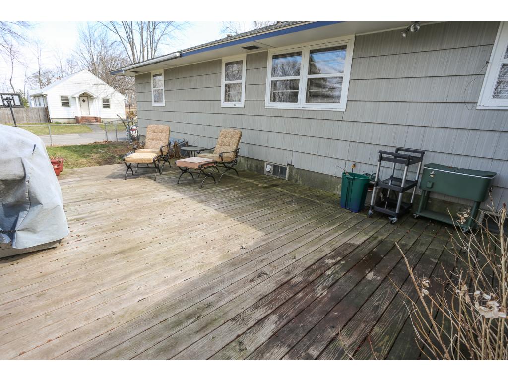 250 West Haven Road Manchester, NH 03104 - Photo 3 of 19
