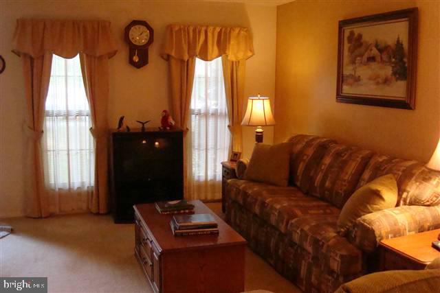 558 Lopax Road Harrisburg, PA 17112 - Photo 4 of 9 Gallery Image 4