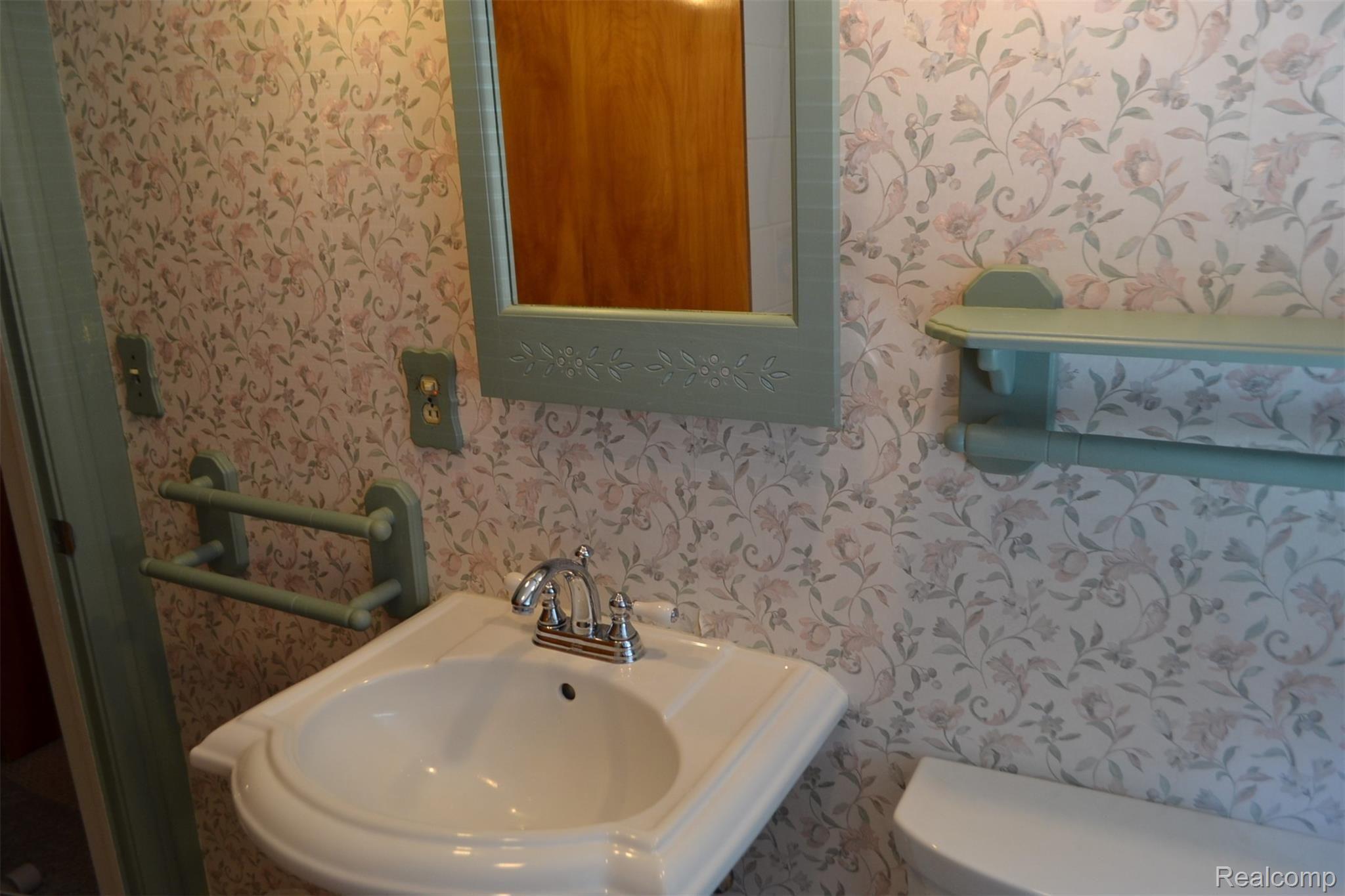 10069 Clark Road Davison, MI 48423 - Photo 23 of 53 DSC_0693.JPG