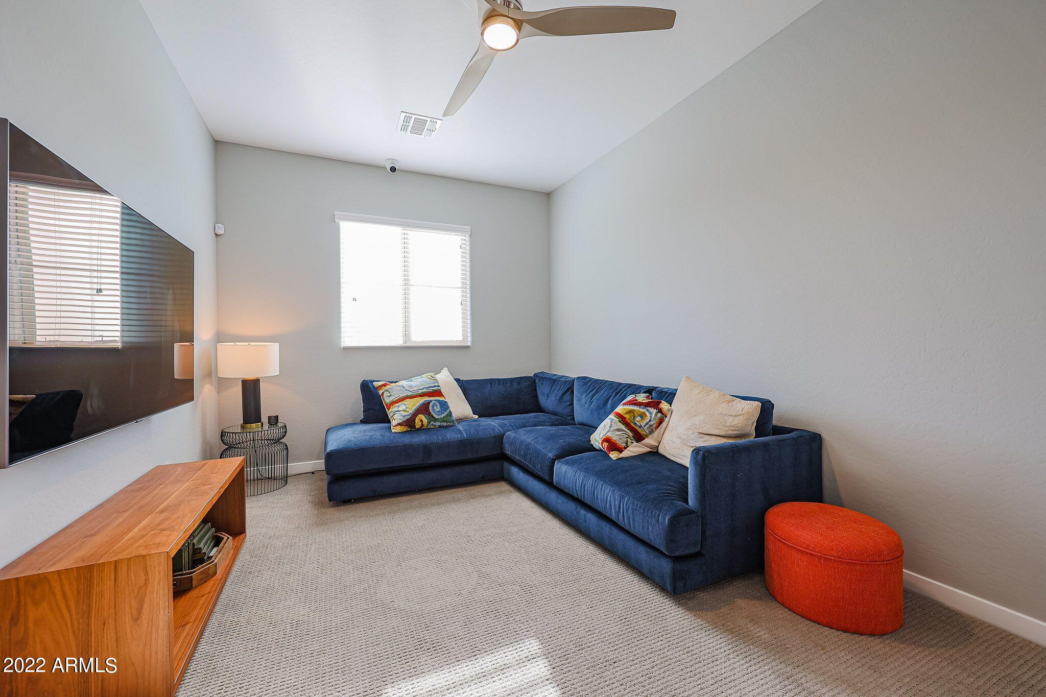 690 North Sparrow Court Gilbert, AZ 85234 - Photo 10 of 22 2ejs0EUA