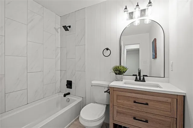 $294,900 | 2217 North 83rd Street, Kansas City, KS 66109