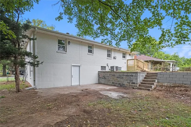 $294,900 | 2217 North 83rd Street, Kansas City, KS 66109