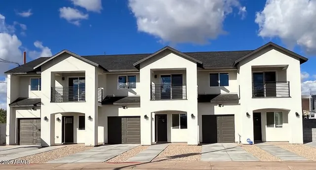 $899,900 | 822 South 4th Avenue, Phoenix, AZ 85003