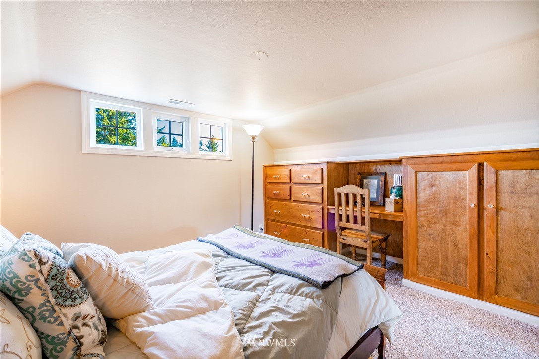 8293 Bob Hall Road Lynden, WA 98264 - Photo 36 of 40