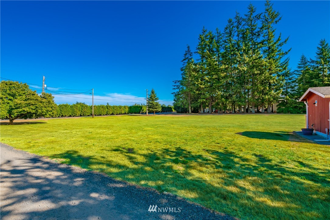 8293 Bob Hall Road Lynden, WA 98264 - Photo 6 of 40