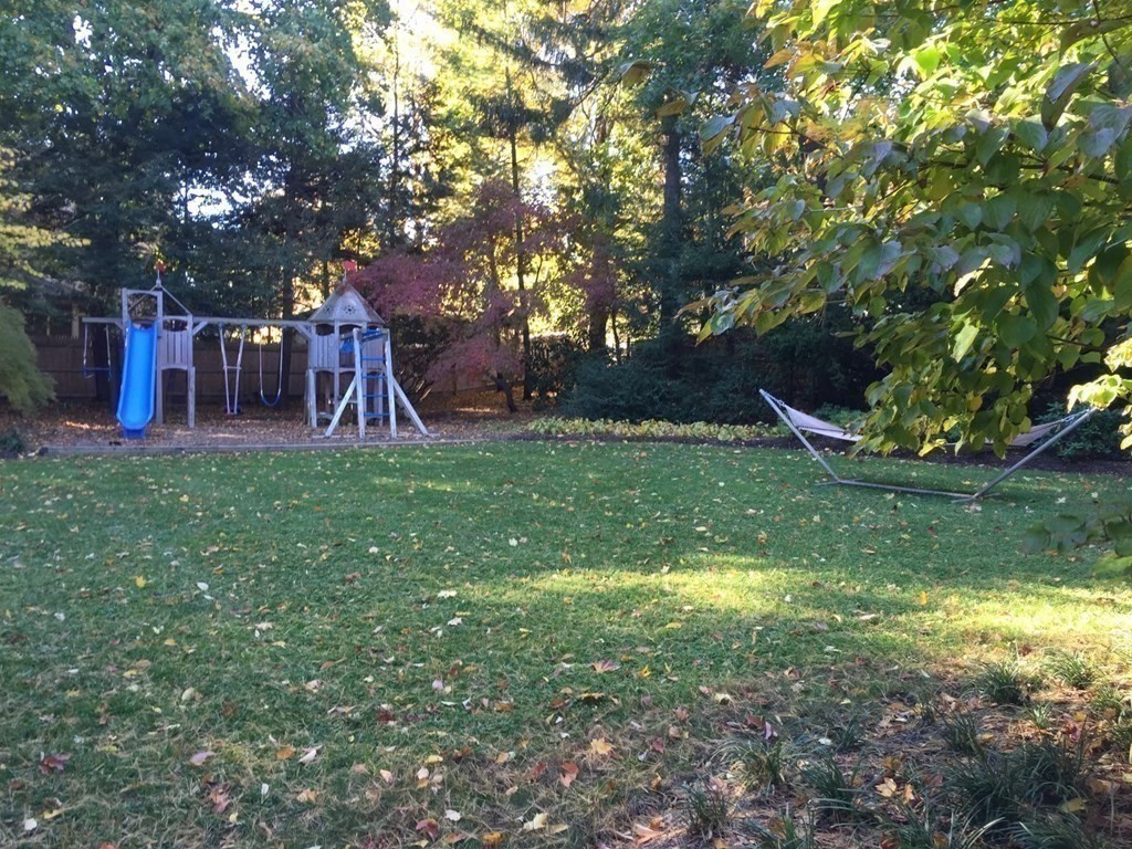 3 Alwyngton Road Brookline, MA 02467 - Photo 20 of 22