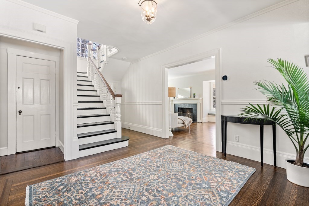 3 Alwyngton Road Brookline, MA 02467 - Photo 2 of 22