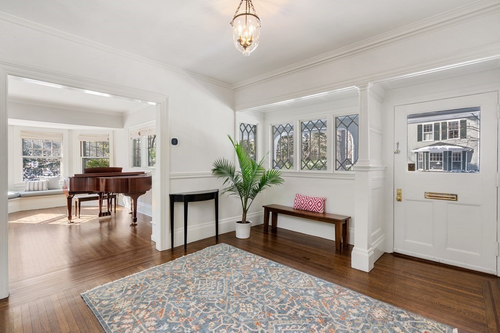 3 Alwyngton Road Brookline, MA 02467 - Photo 3 of 22