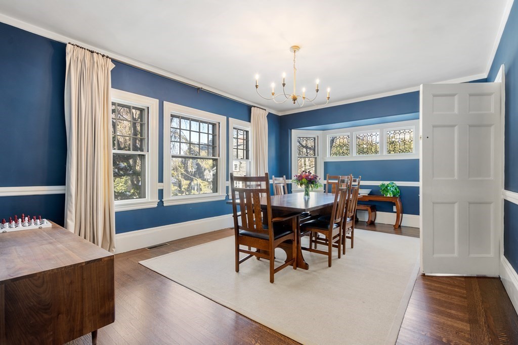 3 Alwyngton Road Brookline, MA 02467 - Photo 6 of 22