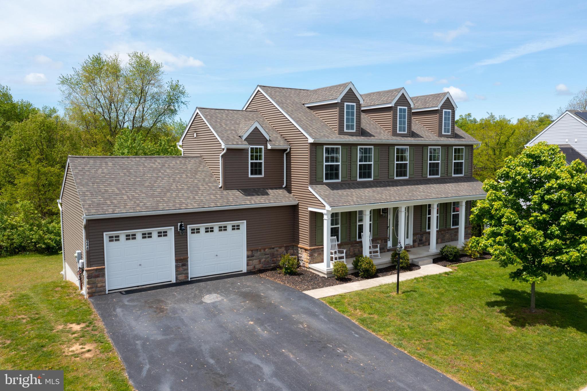 244 Spring Meadows Road Manchester, PA 17345 - Photo 2 of 42 Gallery Image 2
