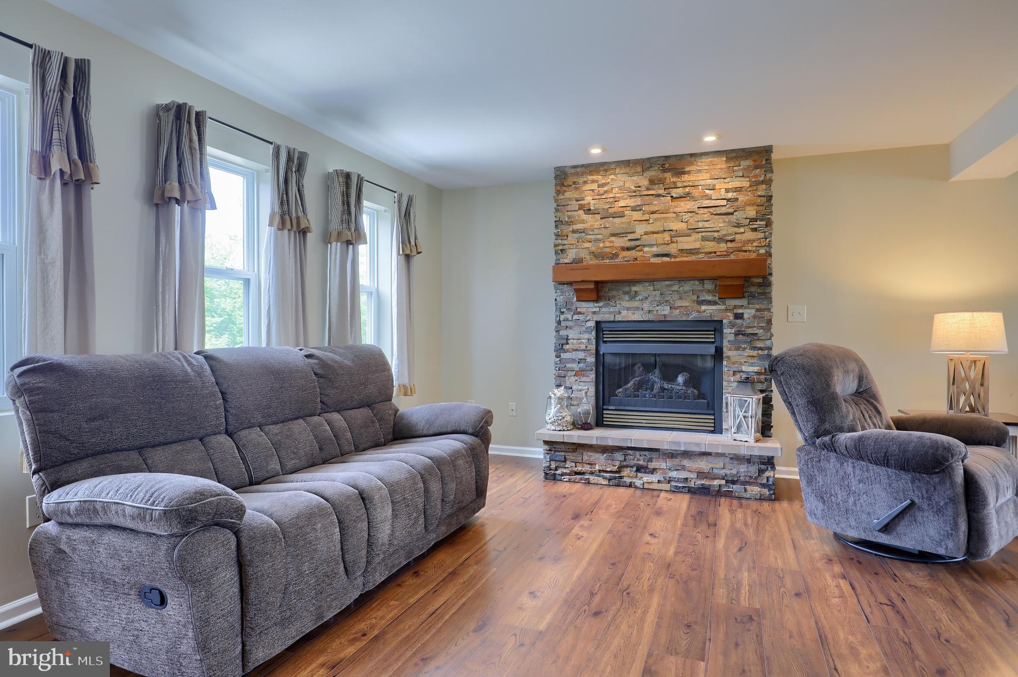 244 Spring Meadows Road Manchester, PA 17345 - Photo 18 of 42 Gallery Image 18