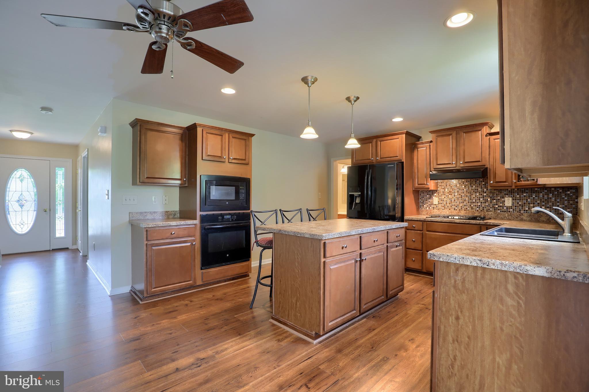 244 Spring Meadows Road Manchester, PA 17345 - Photo 7 of 42 Gallery Image 7