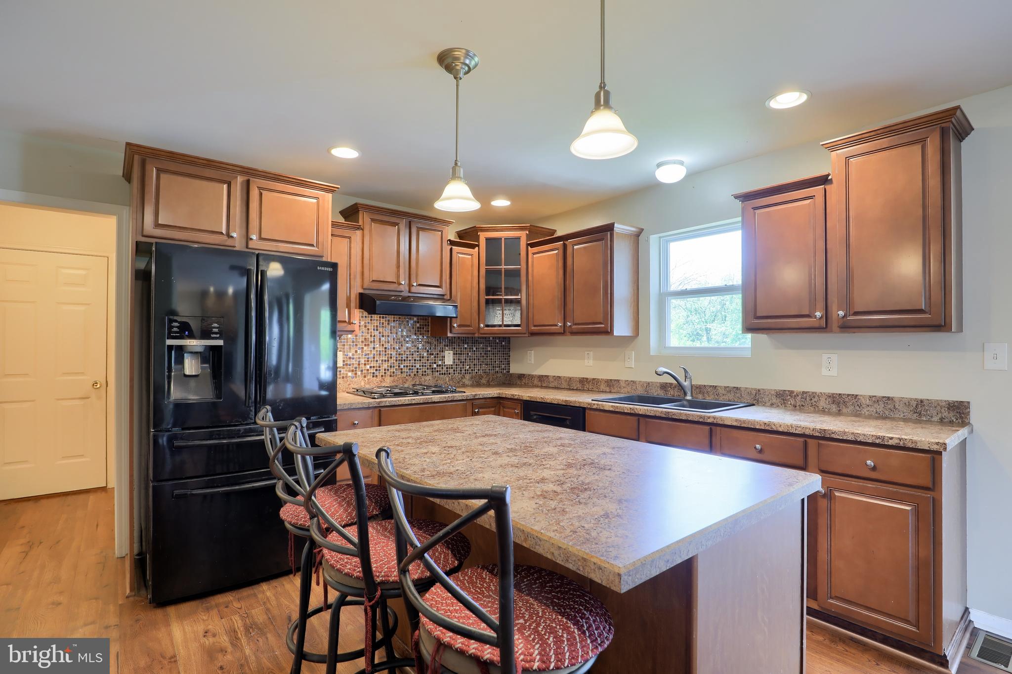 244 Spring Meadows Road Manchester, PA 17345 - Photo 9 of 42 Gallery Image 9