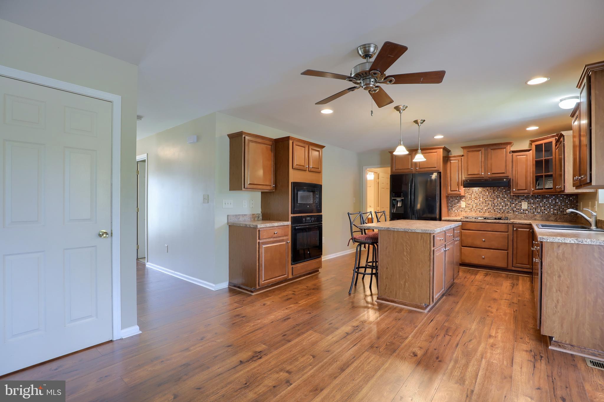 244 Spring Meadows Road Manchester, PA 17345 - Photo 10 of 42 Gallery Image 10
