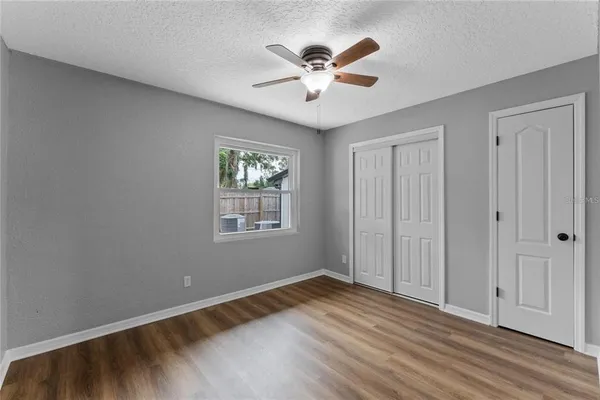 $1,900 | 2441 South Mills Avenue, Orlando, FL 32806