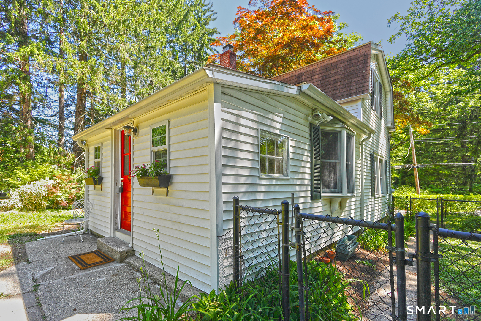 1008 Garden Road Orange, CT 06477 - Photo 33 of 39