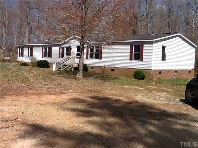 826 Woodsdale Road Roxboro, NC 27574 - Photo 2 of 6