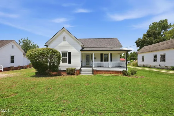 $1,650 | 204 East H Street, Erwin, NC 28339